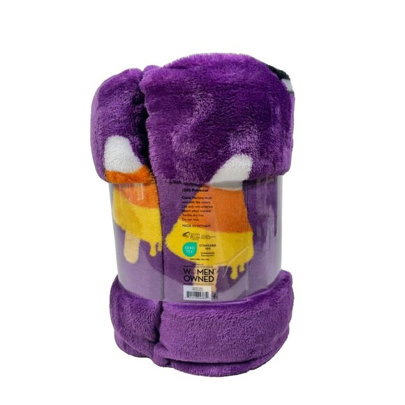 Halloween Spooky Treats Velvet Plush Throw Blanket 50" x 60" - Picture 6 of 10